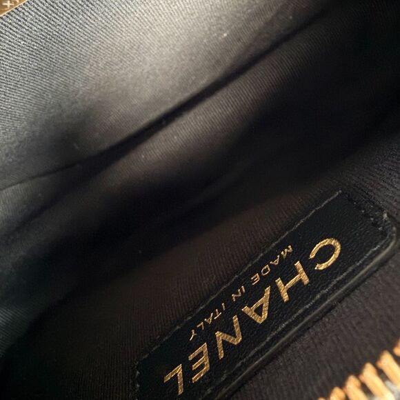 Chanel Women Pre-Loved Bag Very Good Condition - Picture 7 of 9